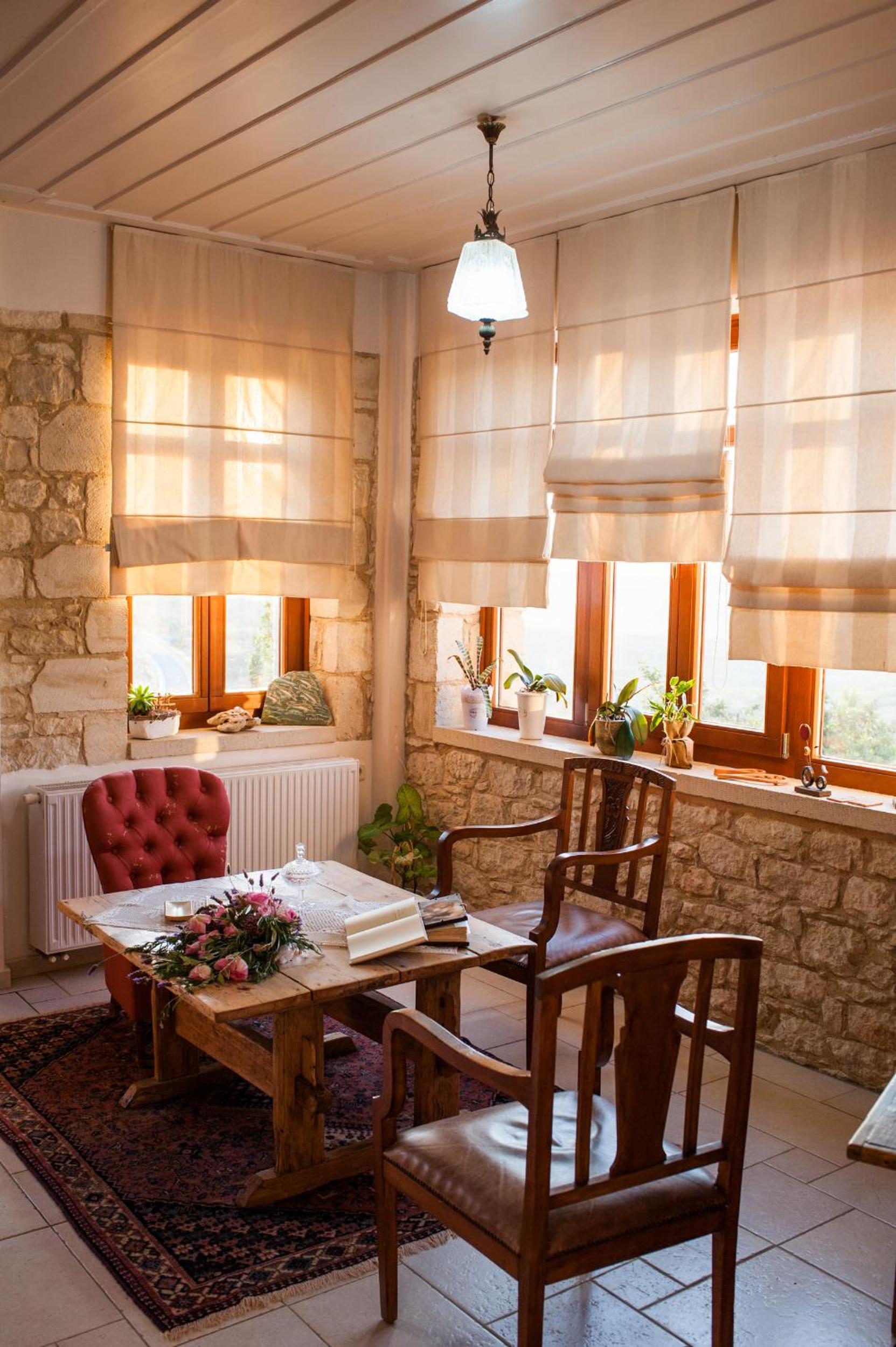 Фото Katalagari Country Suites