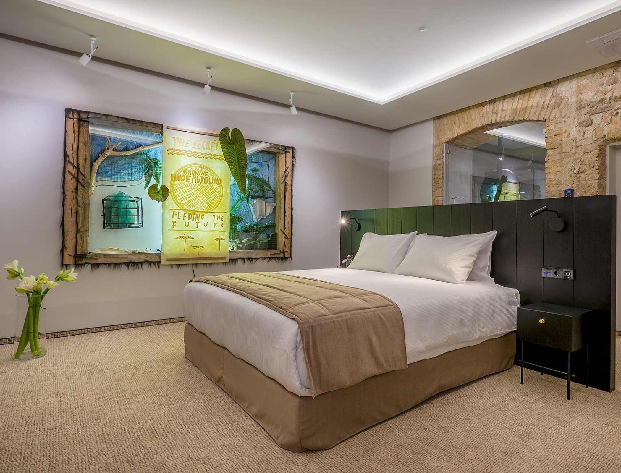 Фото Artagonist Hotel