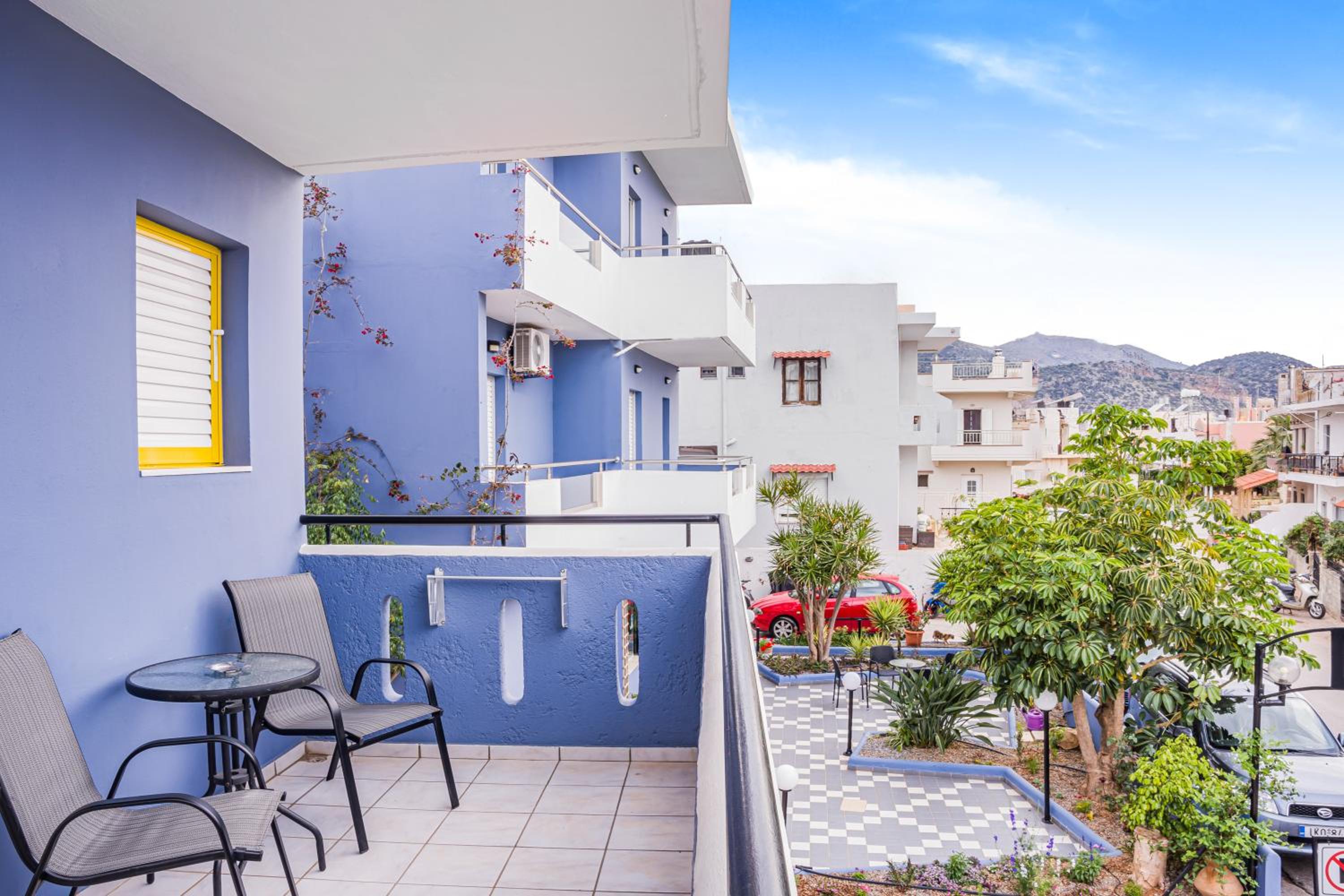 Фото Happy Days Studios