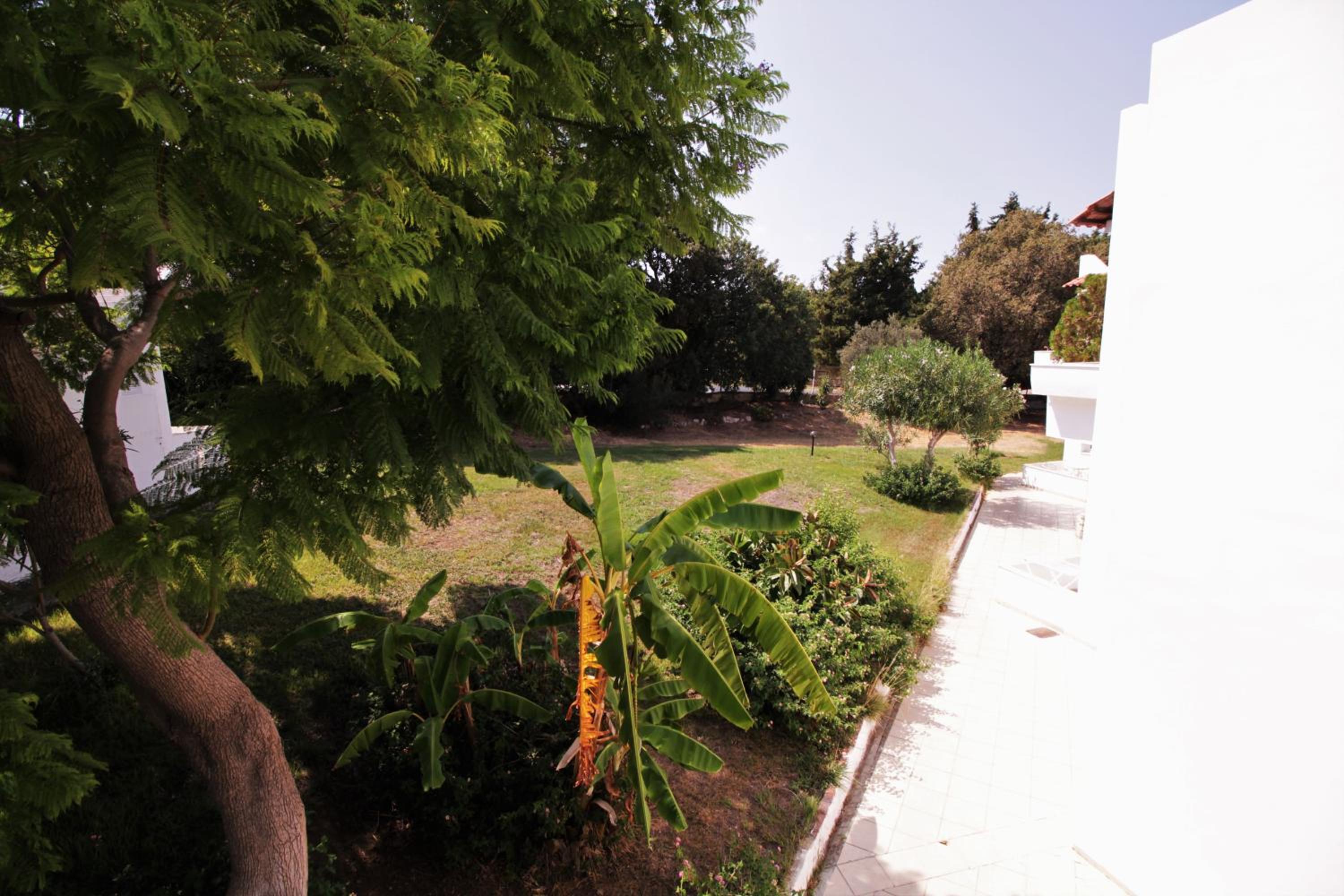 Фото Ampavris Family Apartments