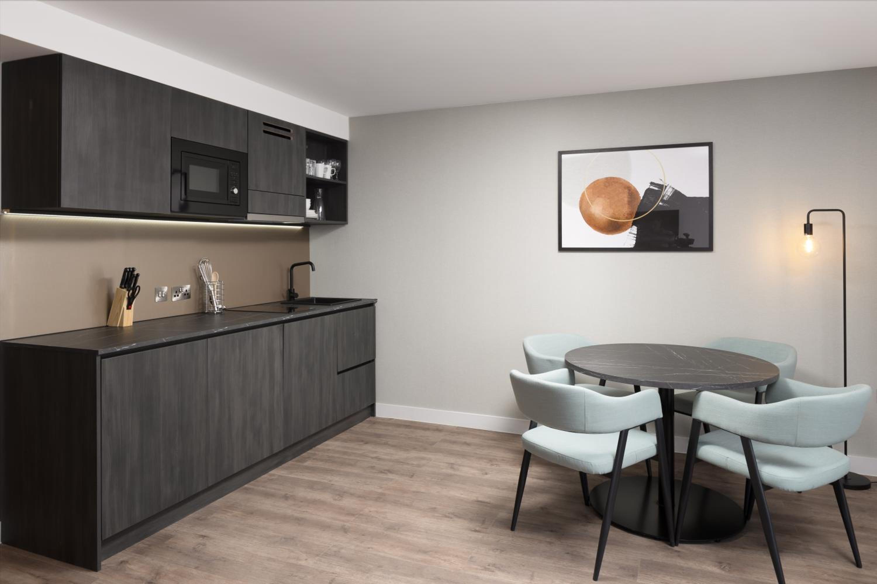 Фото Residence Inn Manchester Piccadilly