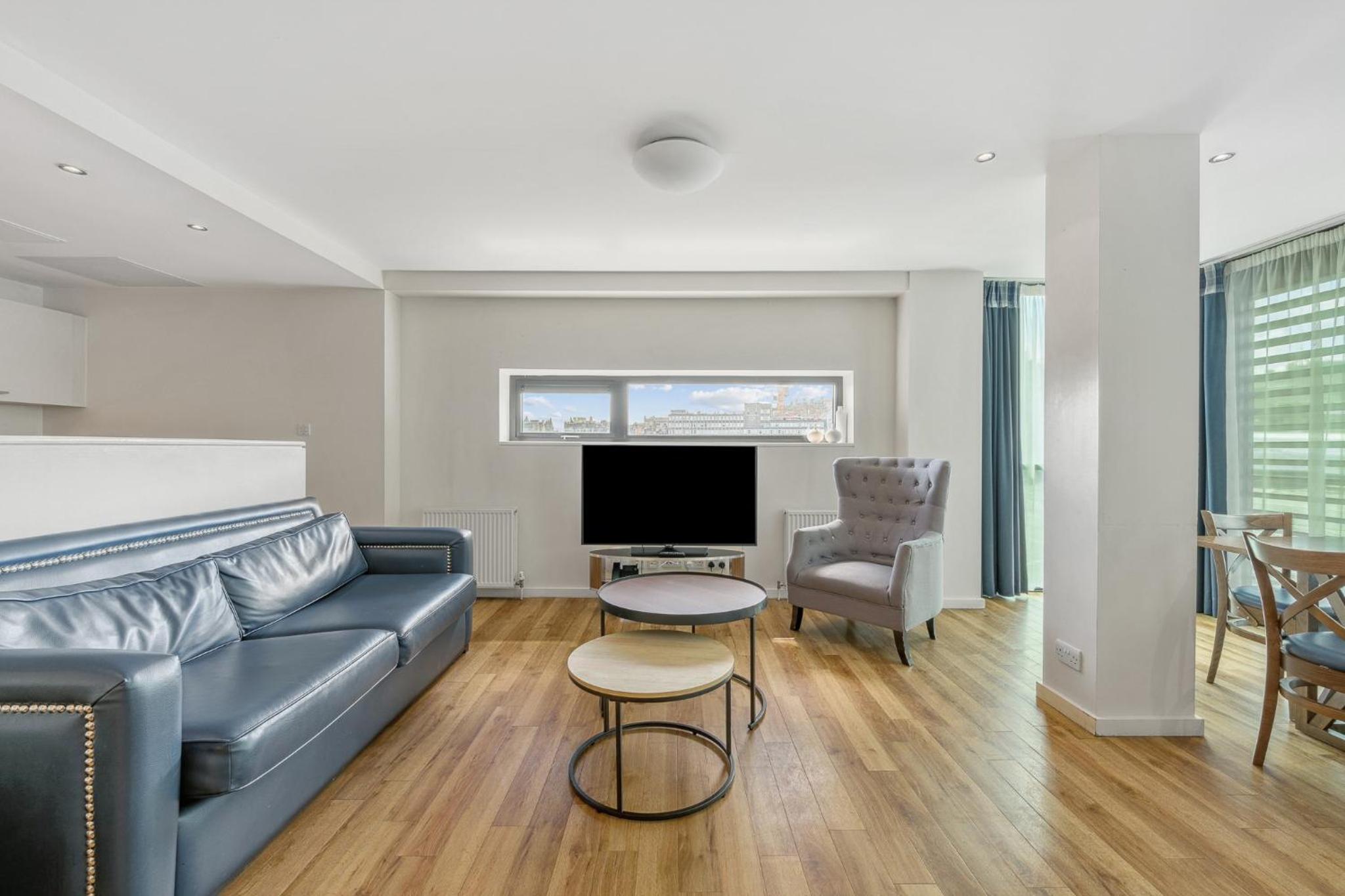 Фото Princes Street Suites