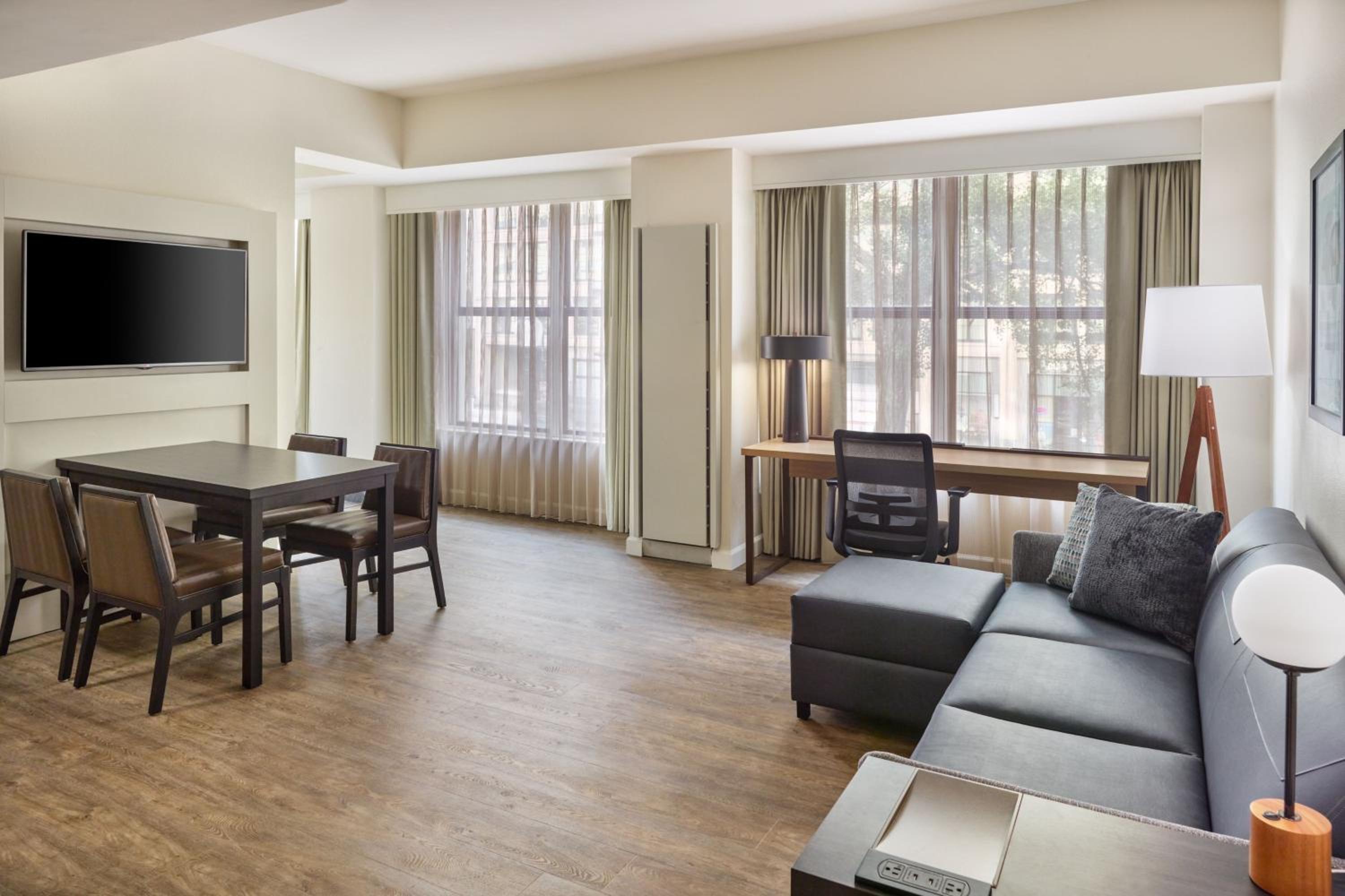 Фото Residence Inn by Marriott Washington, Dc Downtown