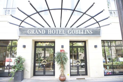 Гостиница Grand Hotel Des Gobelins в Париже
