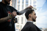 Harlem (45th Parallel Street, 2), barber shop