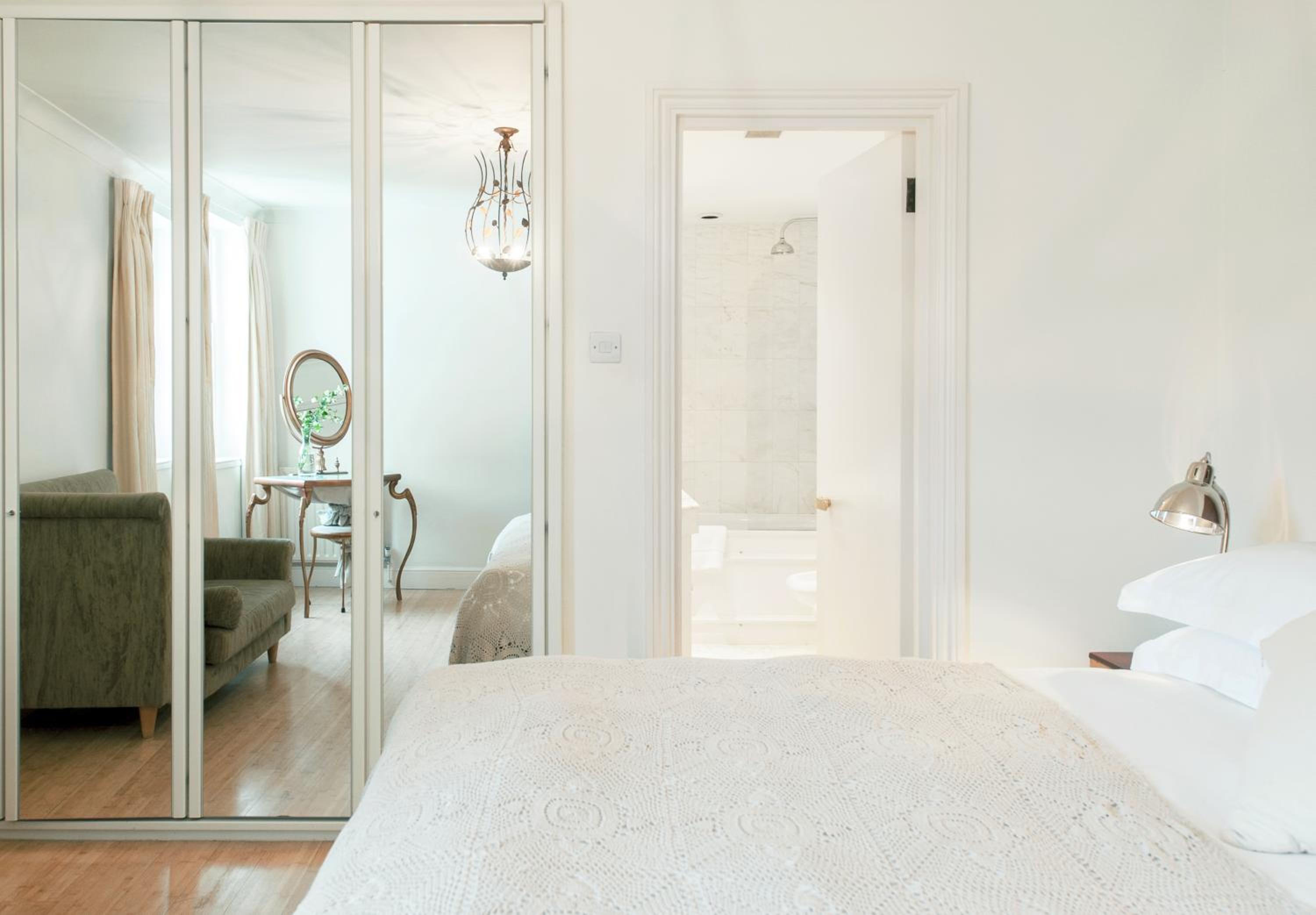 Фото Europa House Apartments