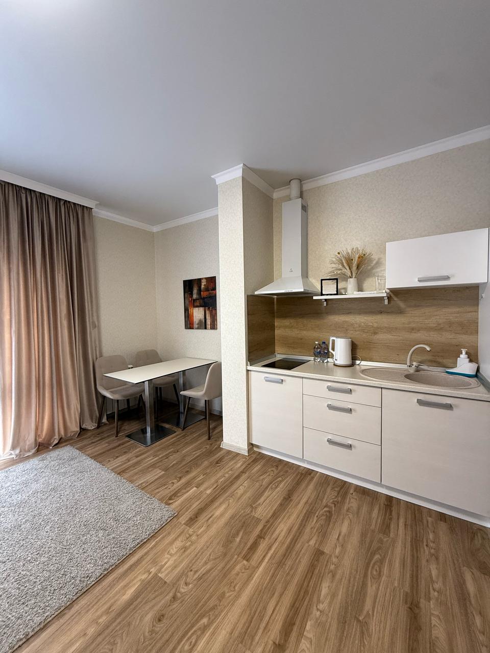 Фото Апартаменты на улице Школьная 36