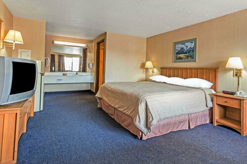 Гостиница Travelodge by Wyndham Pioneer Villa