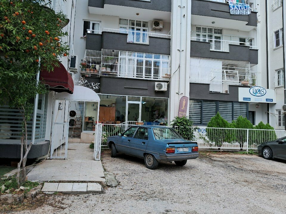 Ателье по пошиву одежды Beyoğlu Bayan Terzisi, Адана, фото
