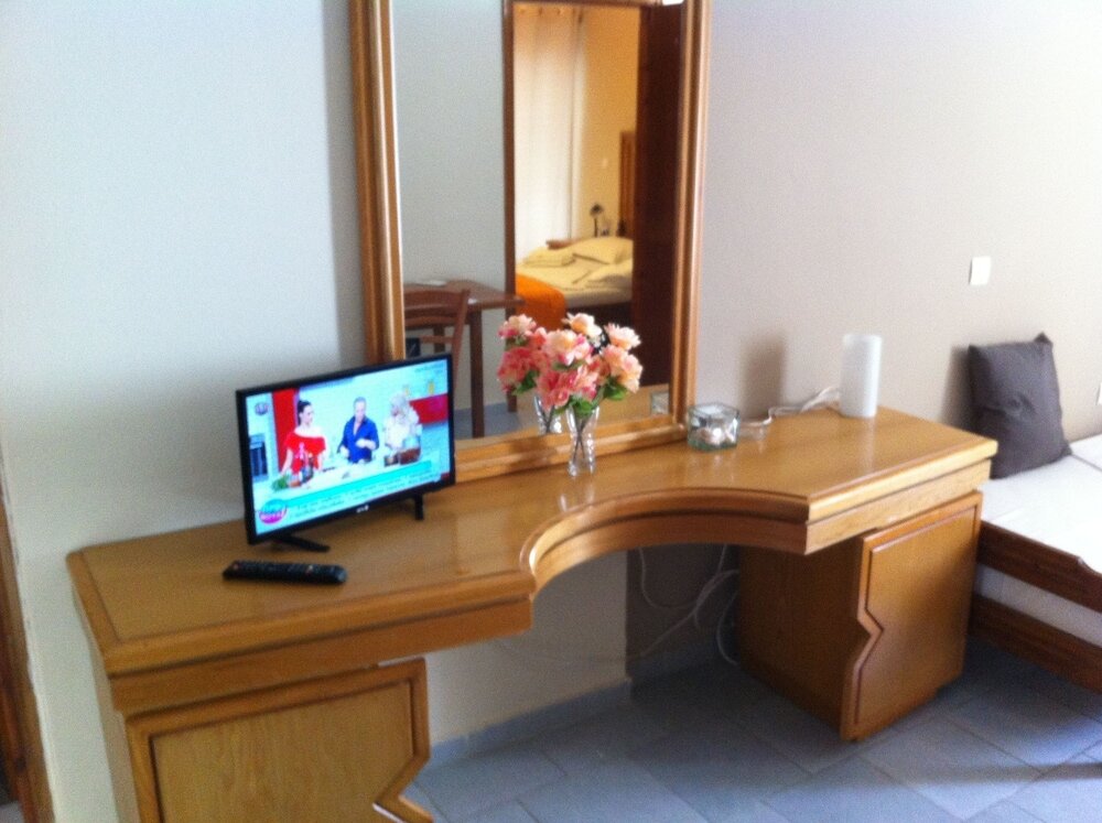 Фото Manias Apartments