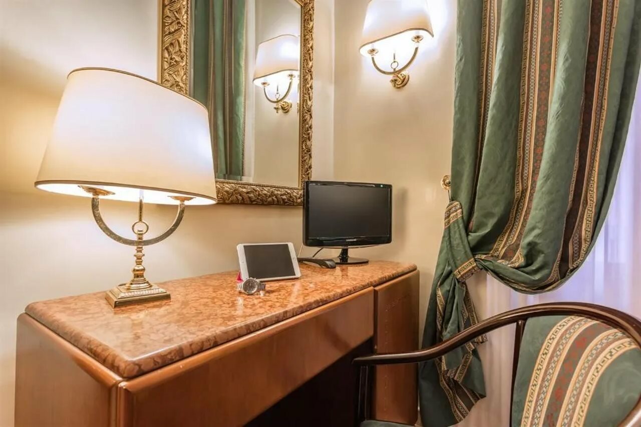 Фото Raeli Hotel Luce