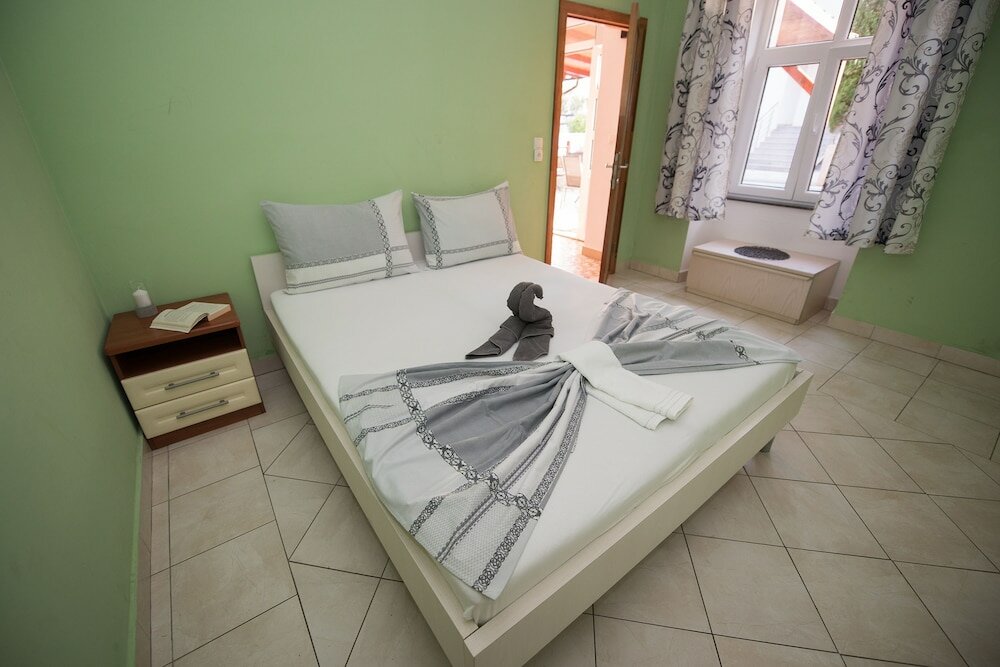 Фото Apartments Smoky