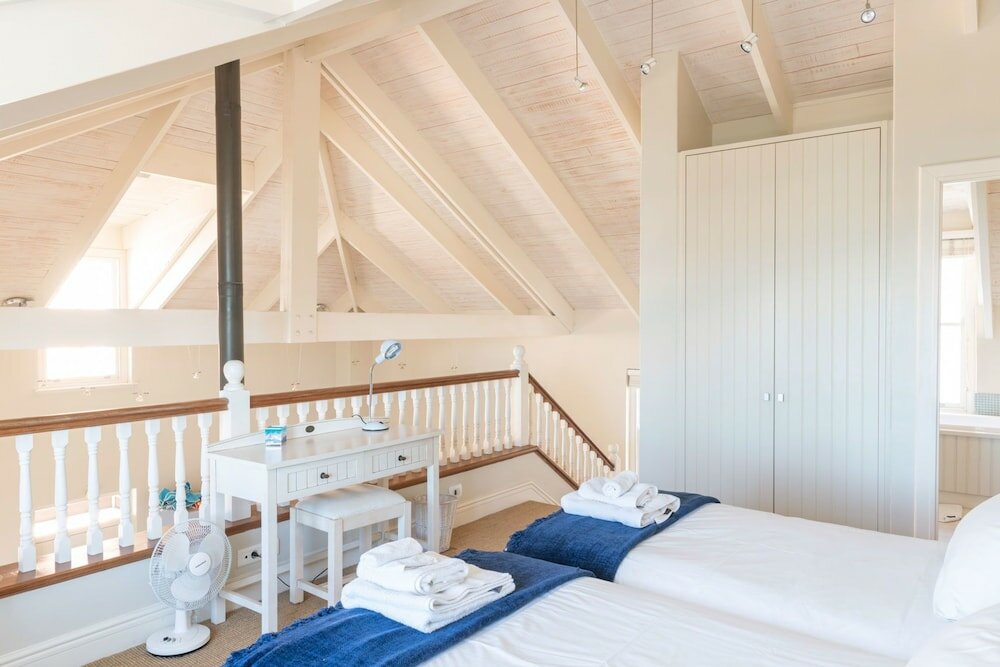 Фото The Majestic Apartment