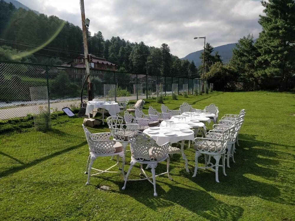 Фото Hotel Heevan Pahalgam