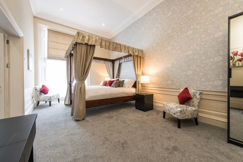 Фото Royal Princes Suites