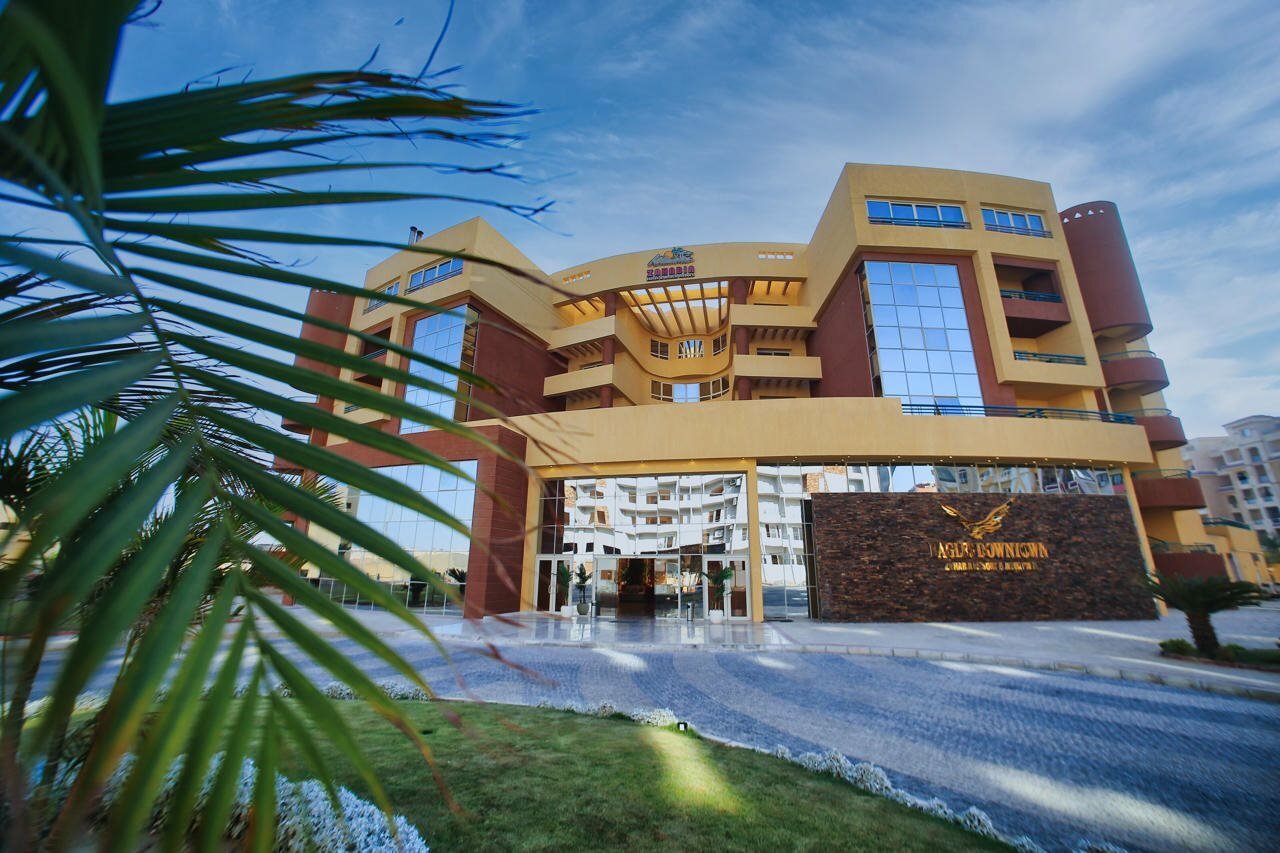 Фото Eagles Downtown Zahabia & Beach Resort