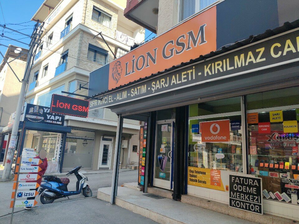 Mobile phone store Arda Iletisim, Izmir, photo
