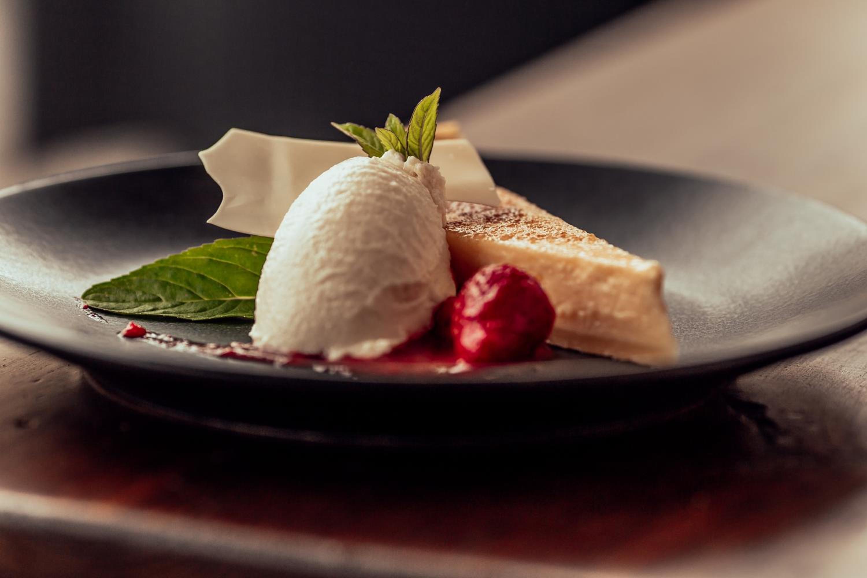 Фото 110200641883