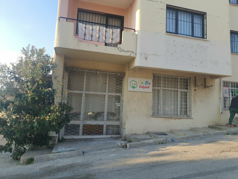 إدارة حكومية Cigli Municipality Guzeltepe Sirintepe Women's Solidarity Center ، إزمير، صورة