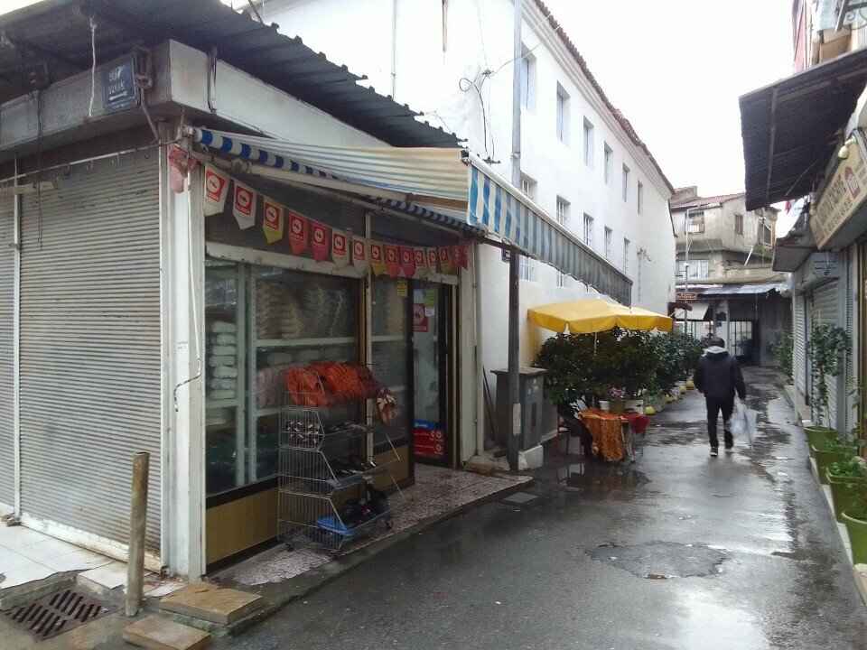 Магазин обуви Bala Terlik Kemeraltı Toptan Terlik, Измир, фото
