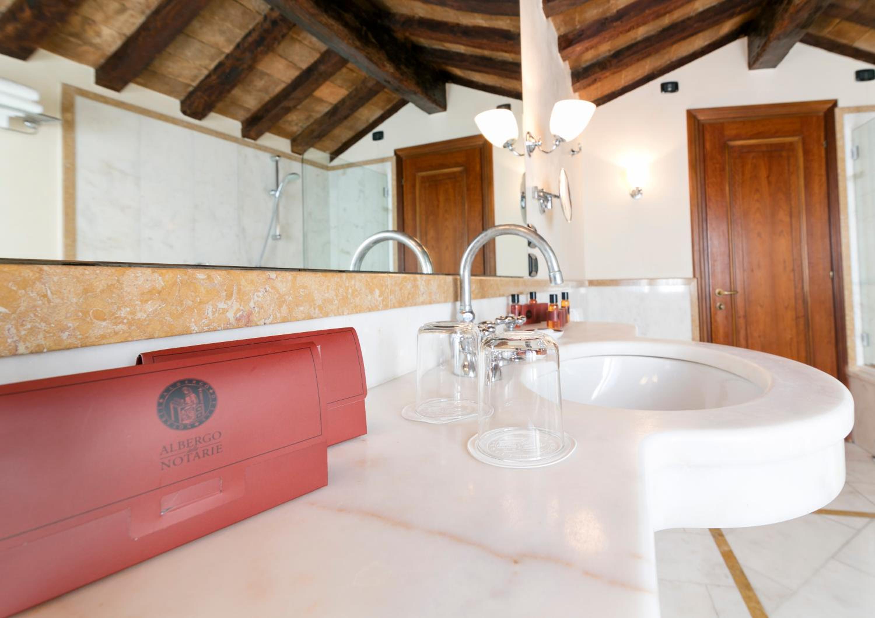 Фото Albergo Delle Notarie