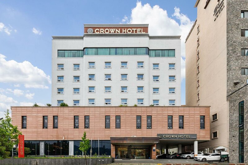 Гостиница Crown Hotel Changwon в Чханвоне