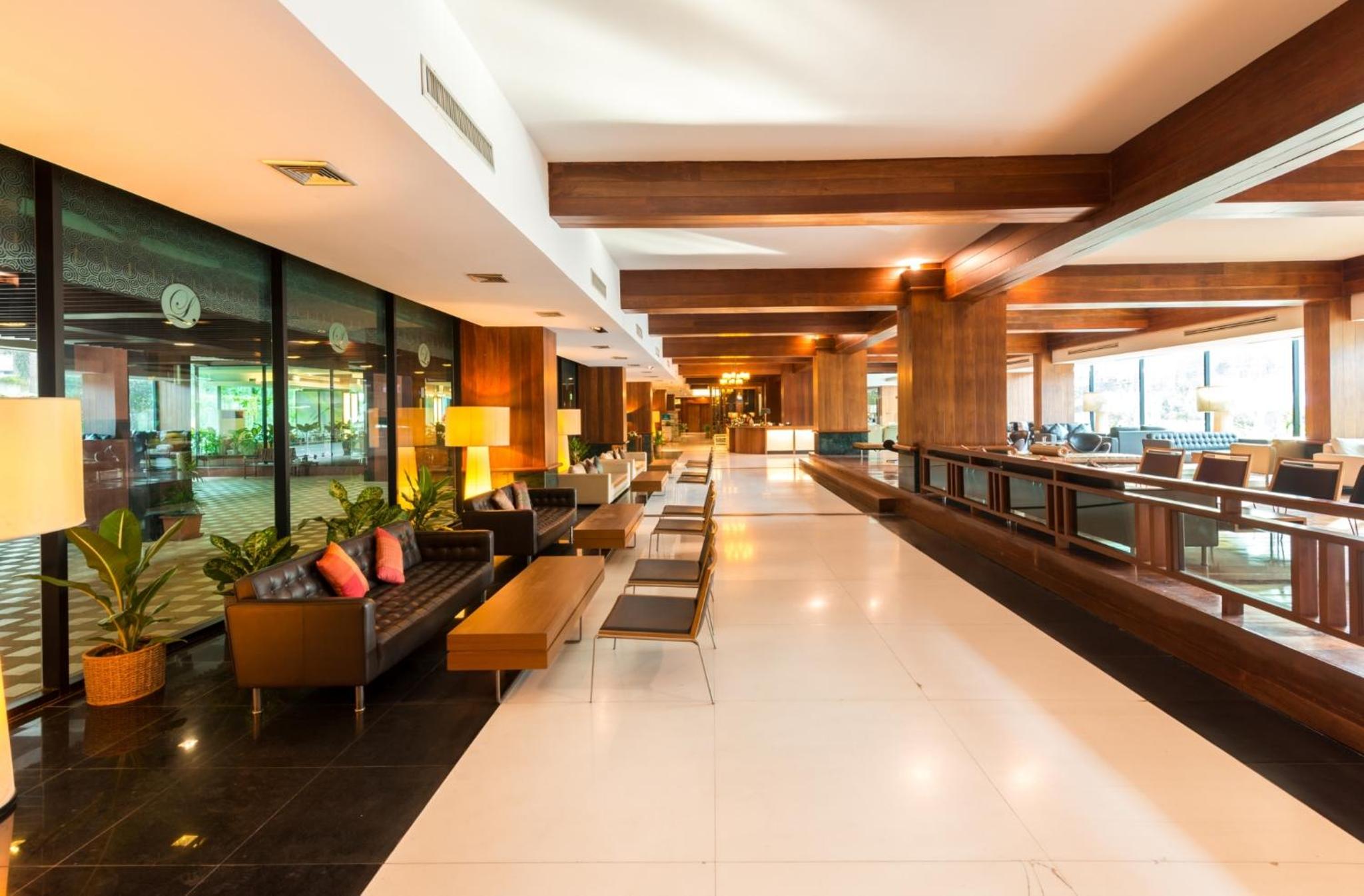 Фото Laemtong Service Apartment
