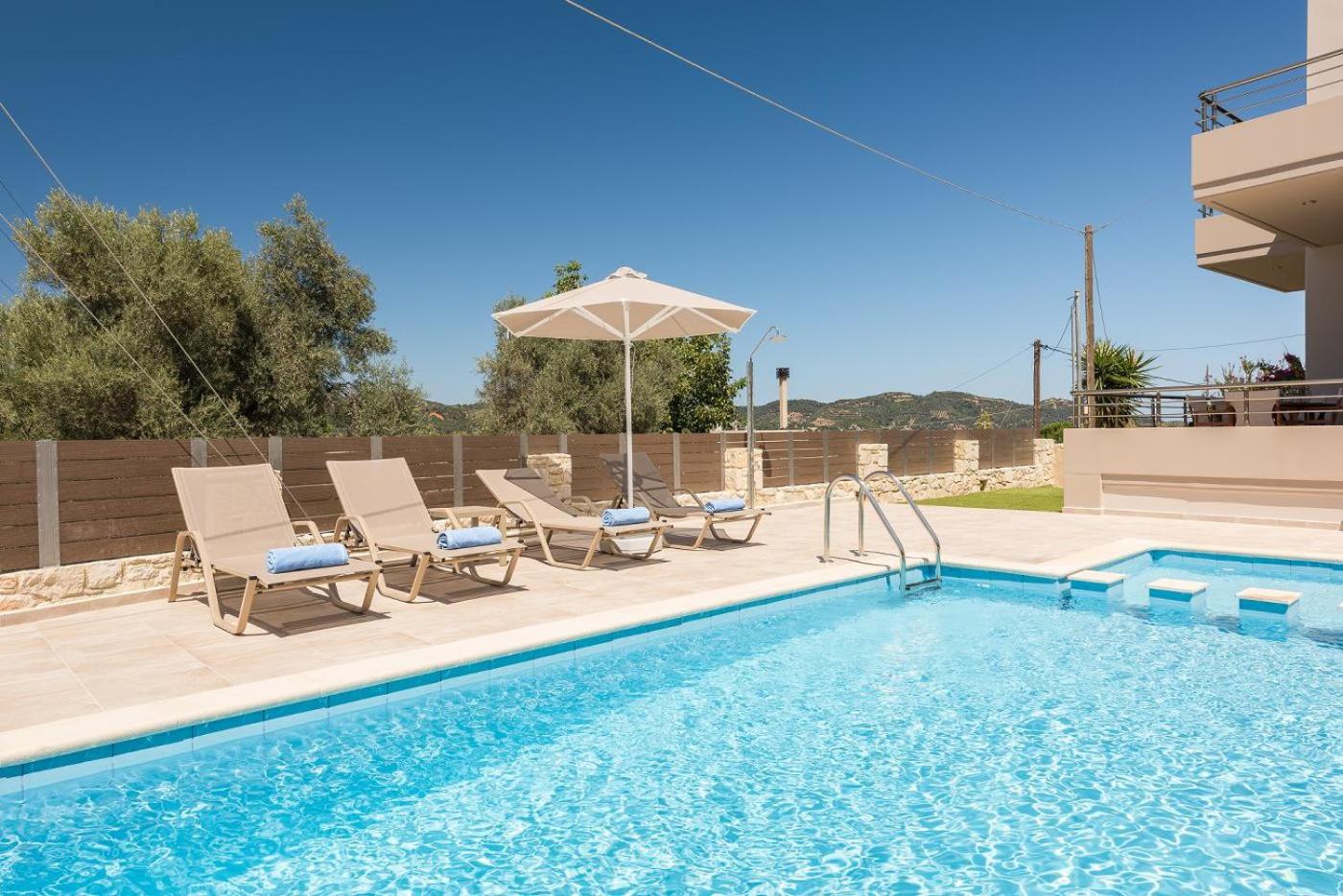 Фото Neaira Villas Chania