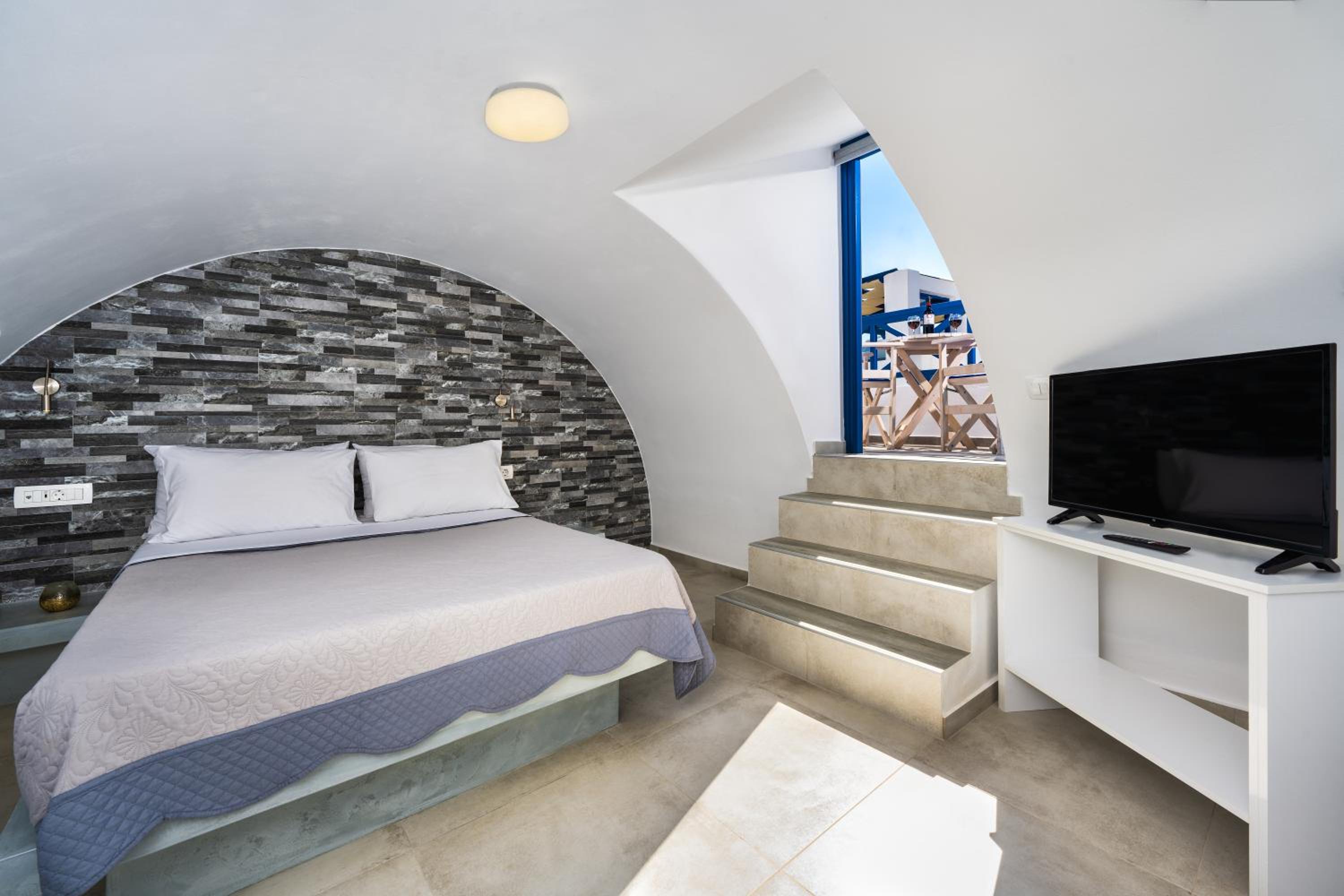 Фото Honeymoon Beach Studios