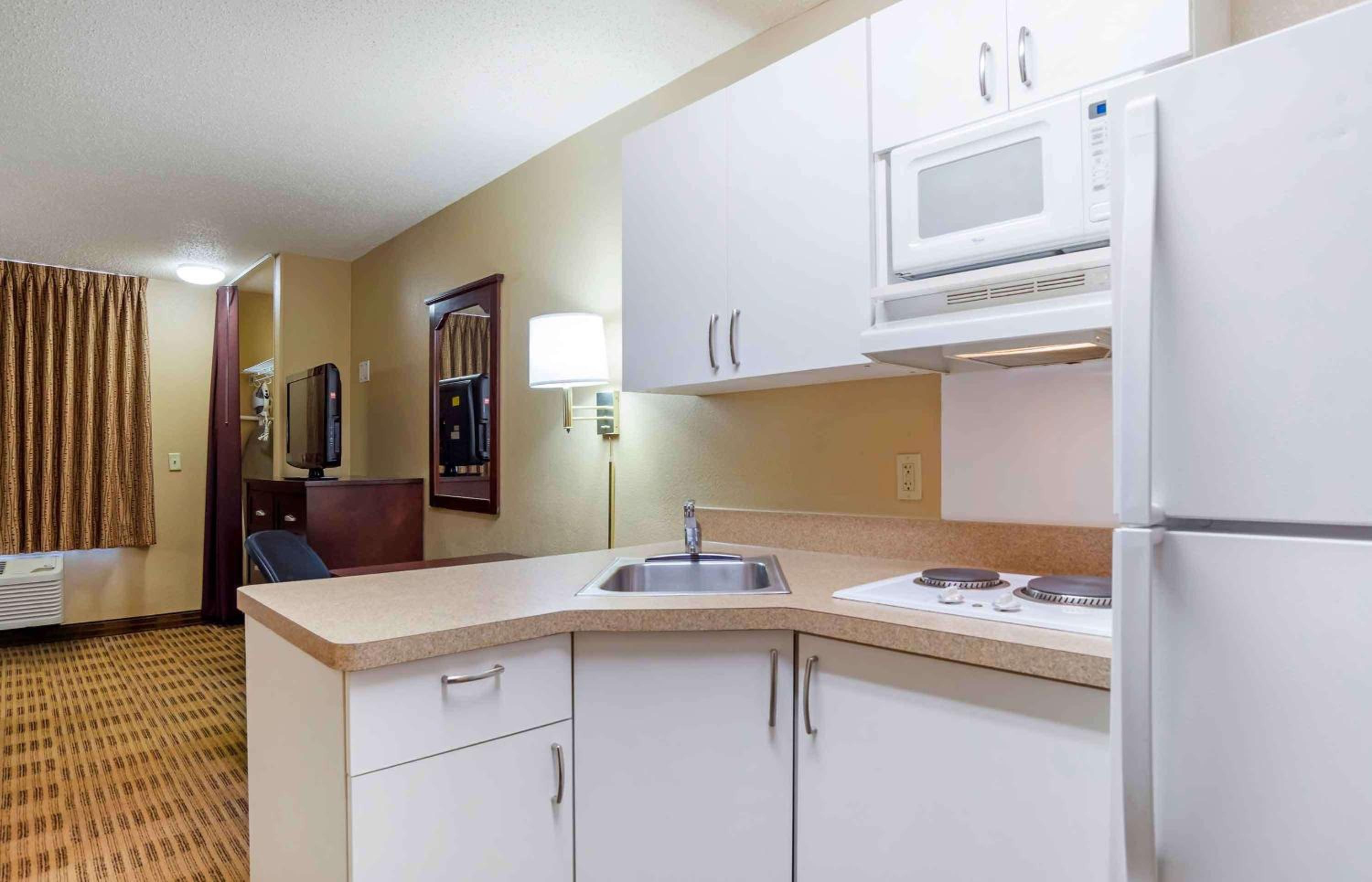 Фото Extended Stay America Suites New Orleans Metairie