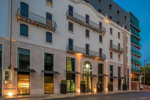 Гостиница DoubleTree by Hilton Lisbon - Fontana Park в Лиссабоне