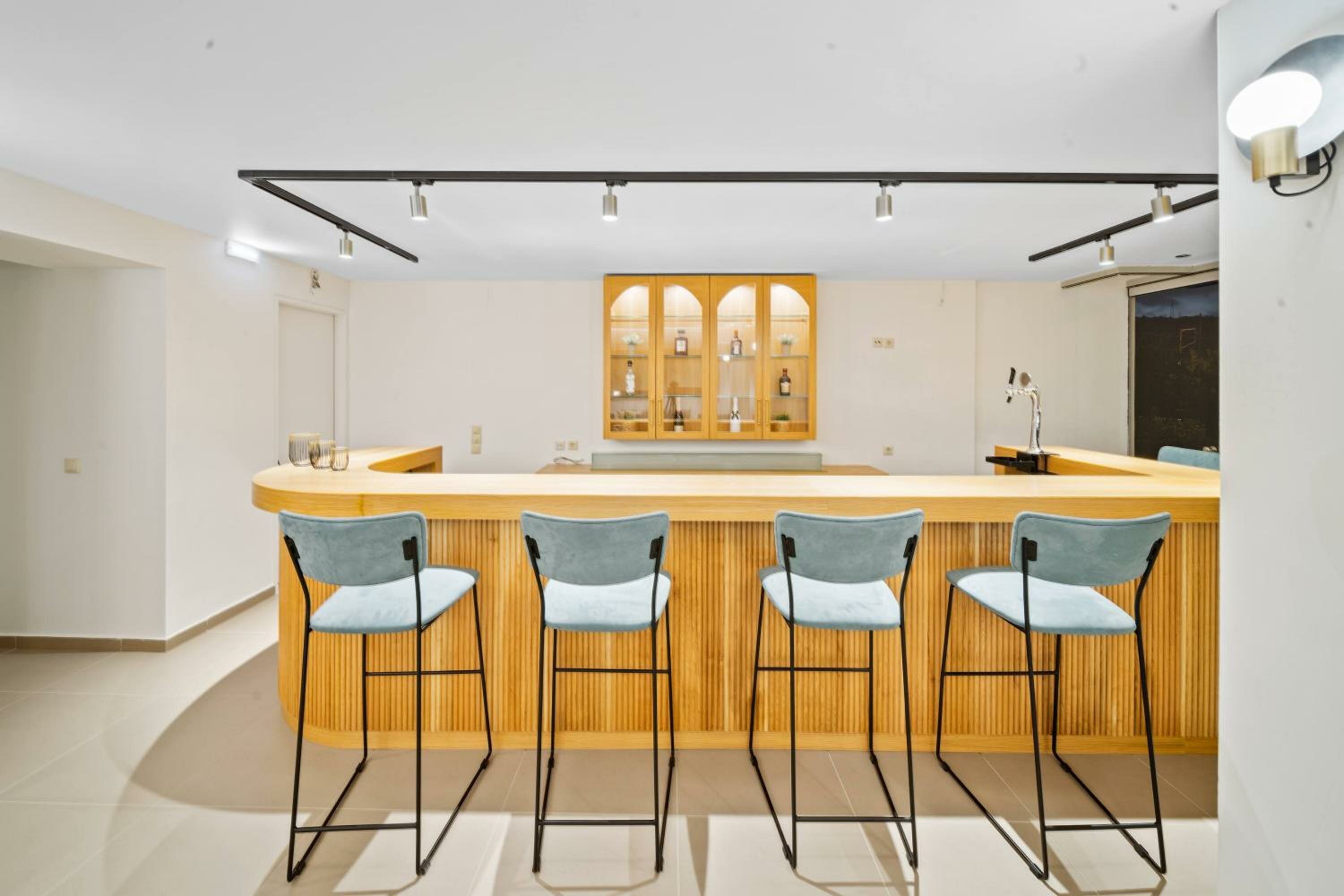 Фото Rainbow Apartments