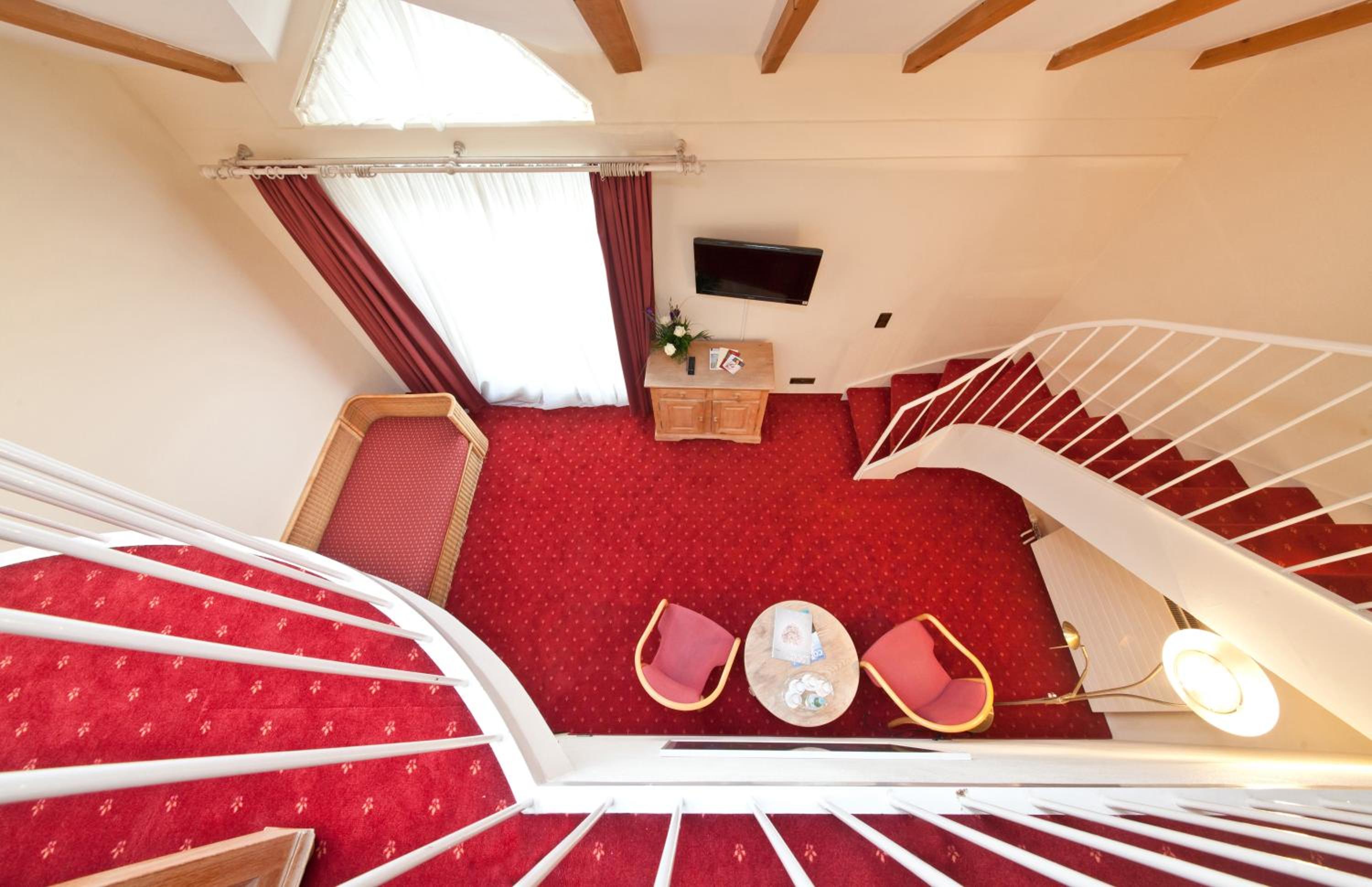 Фото Novum Hotel New Madison Düsseldorf Hauptbahnhof