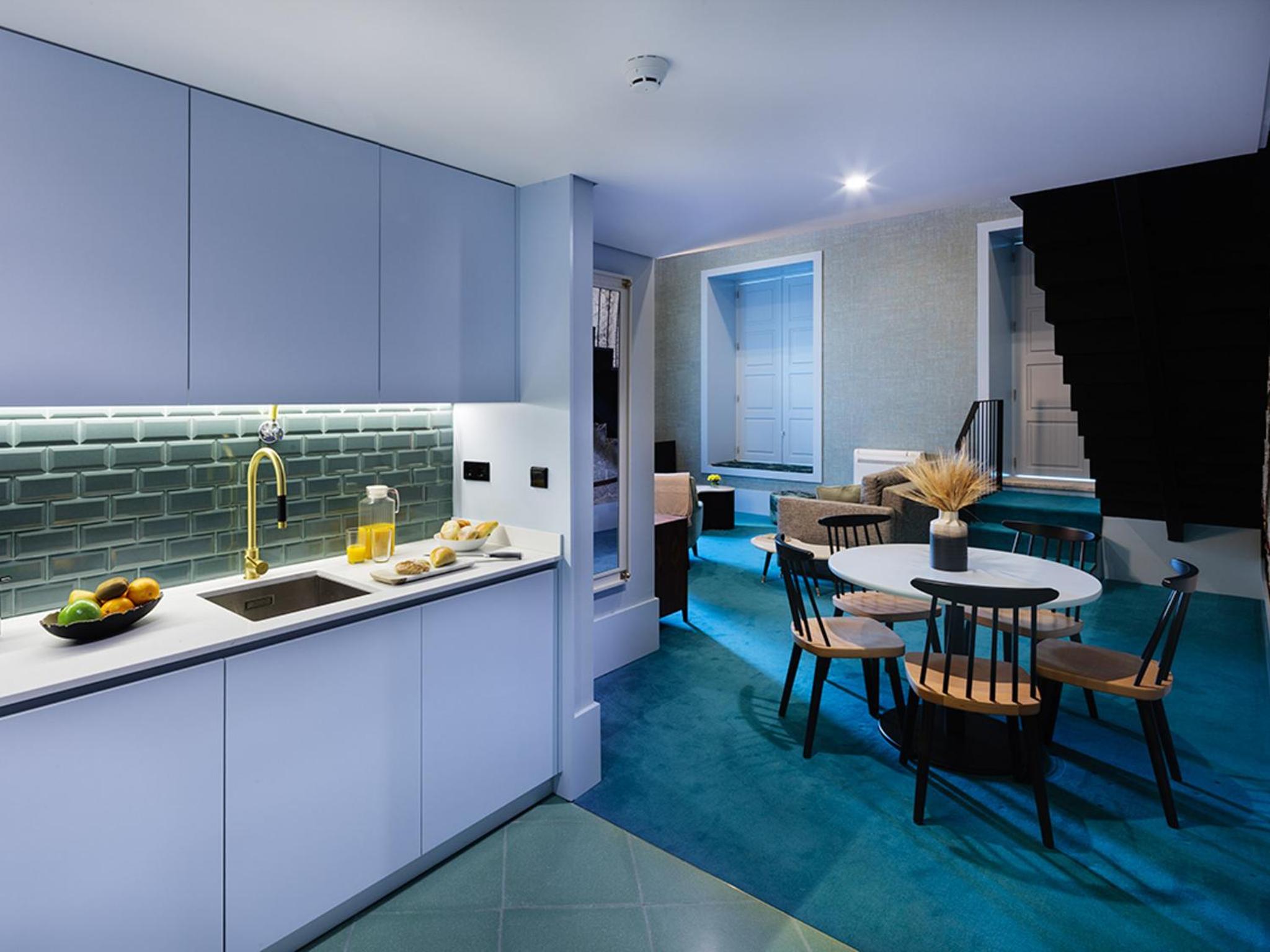 Фото Apartamentos The Arc Carrís