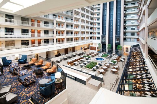 Гостиница Embassy Suites by Hilton Atlanta Buckhead в Атланте