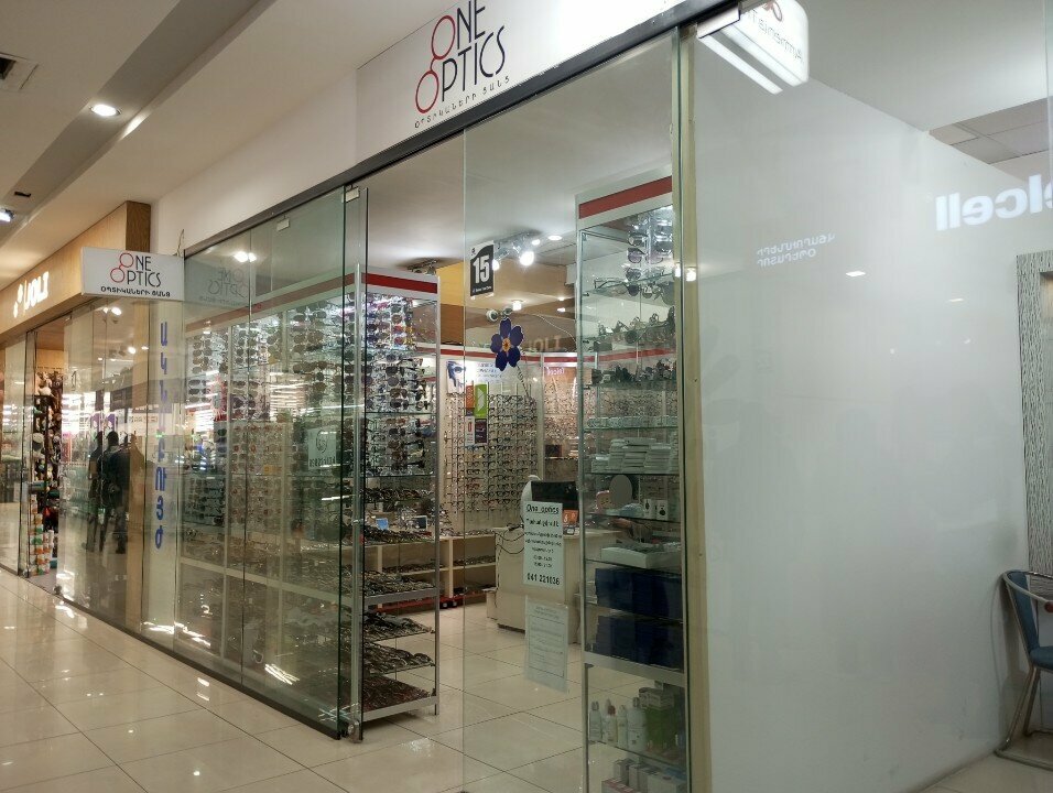 Opticial store One Optics, Yerevan, photo