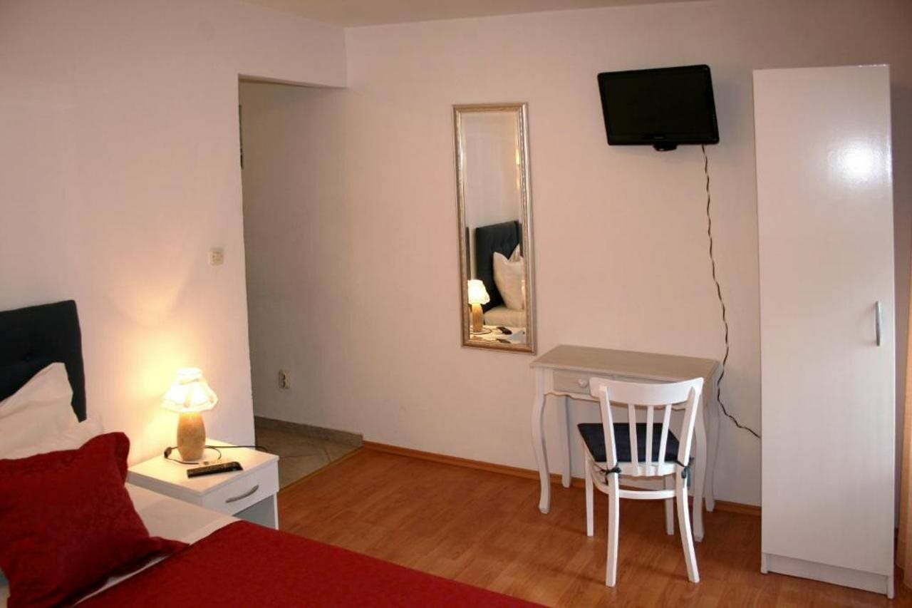 Фото Emily Rooms