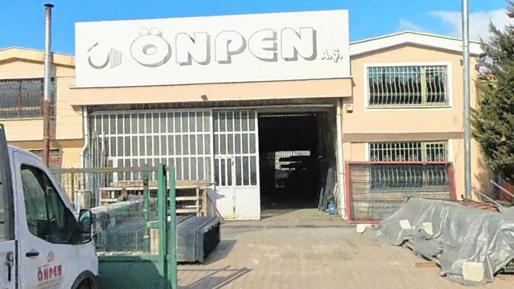 Windows Önpen, Konya, photo