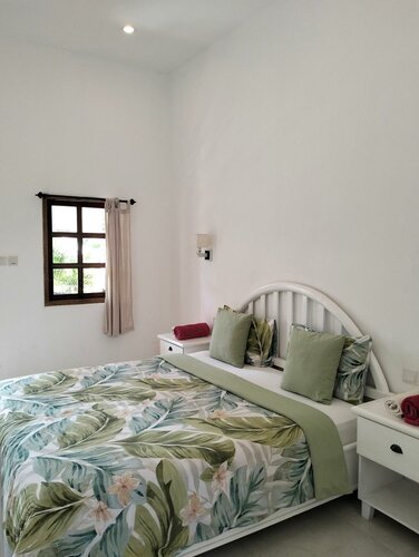 Гостиница White Coconut Cottage