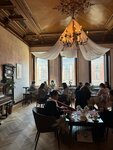 Louna by Opetit (Bolshaya Konyushennaya Street, 9), cafe