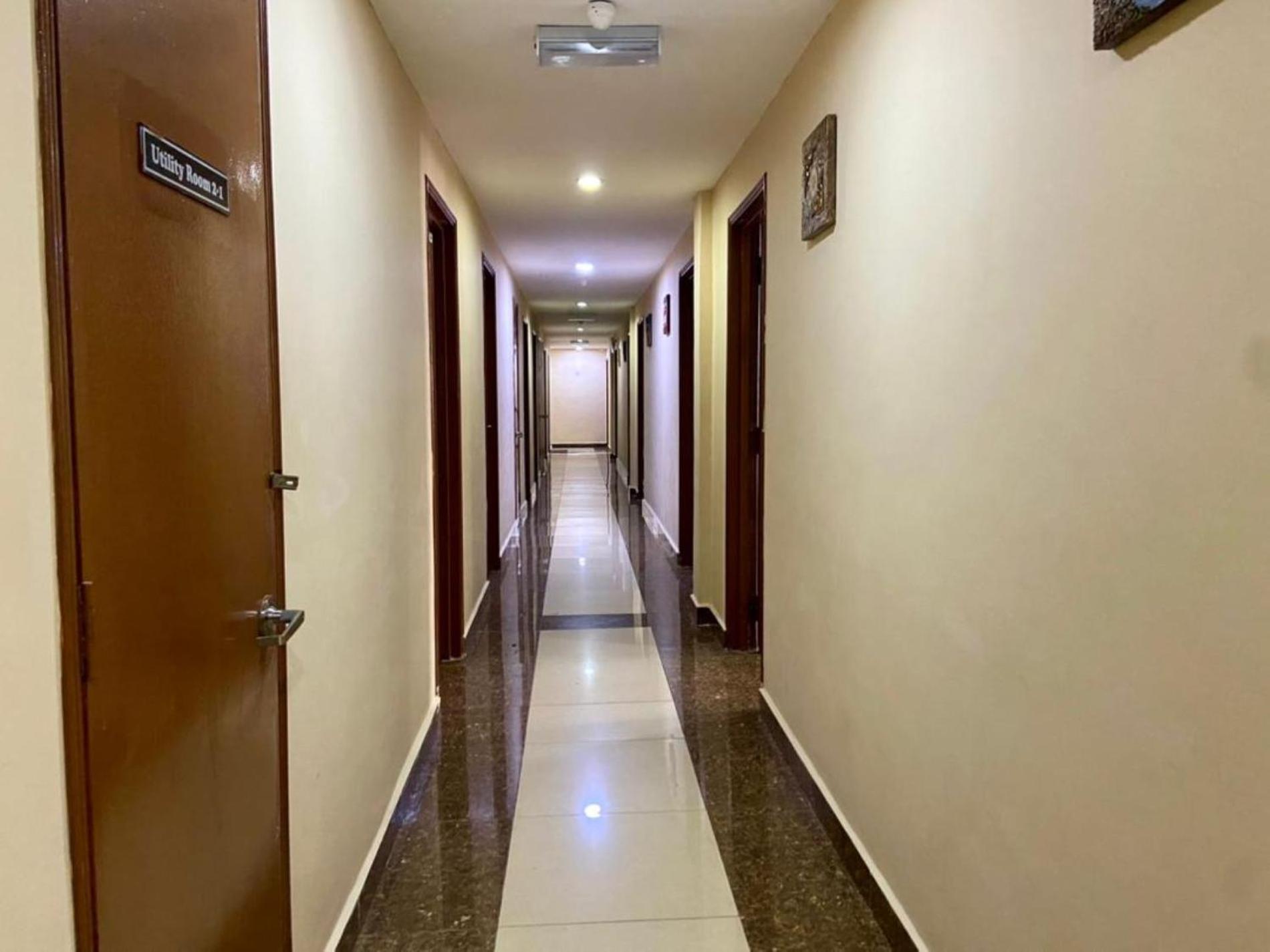 Фото Syaz Meridien Hotel