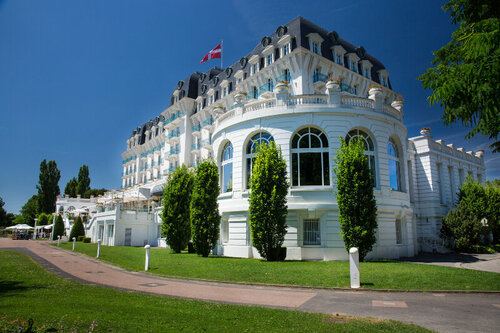 Гостиница L'Imperial Palace в Анси