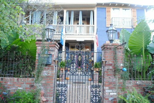 Гостиница Stay Fairfield - Fairfield Place and Fairfield Manor Bed & Breakfast в Шривпорте