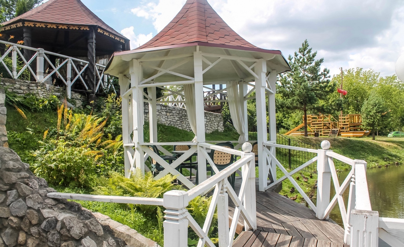 Фото Конюшенный двор