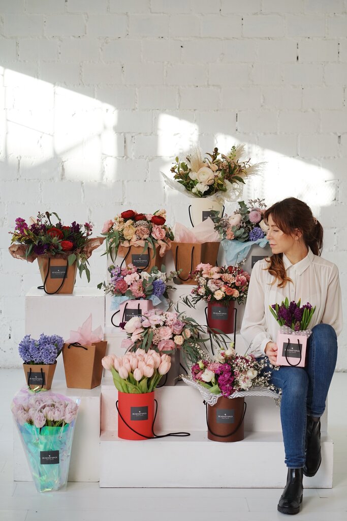 Flower shop Flower shop, Saint Petersburg, photo