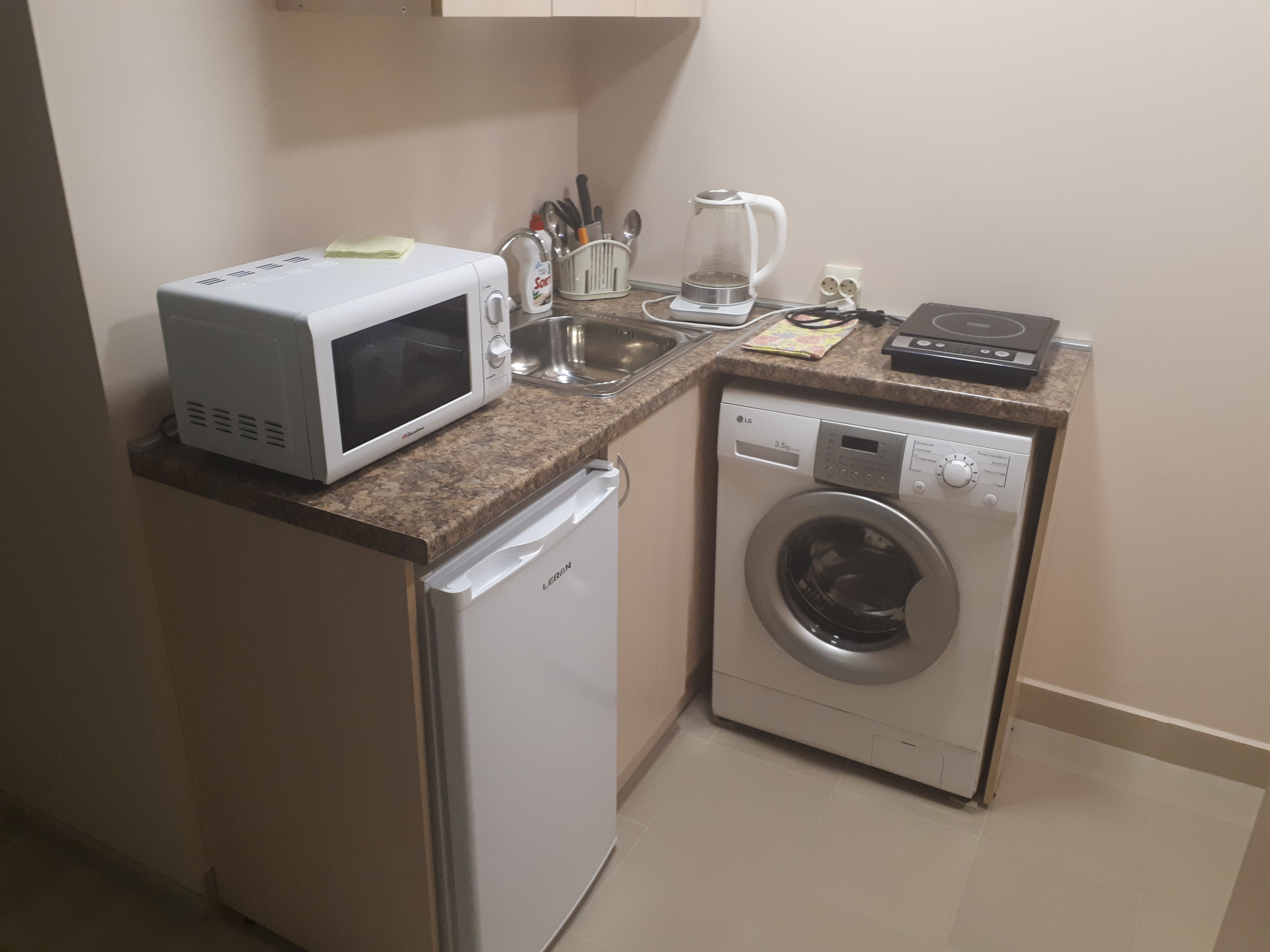 Фото отеля 2