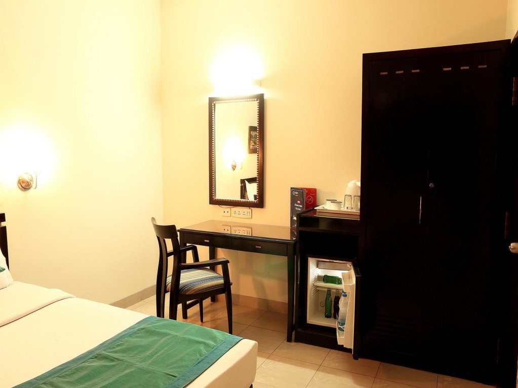 Фото Oyo 2417 Hotel Allenby Inn