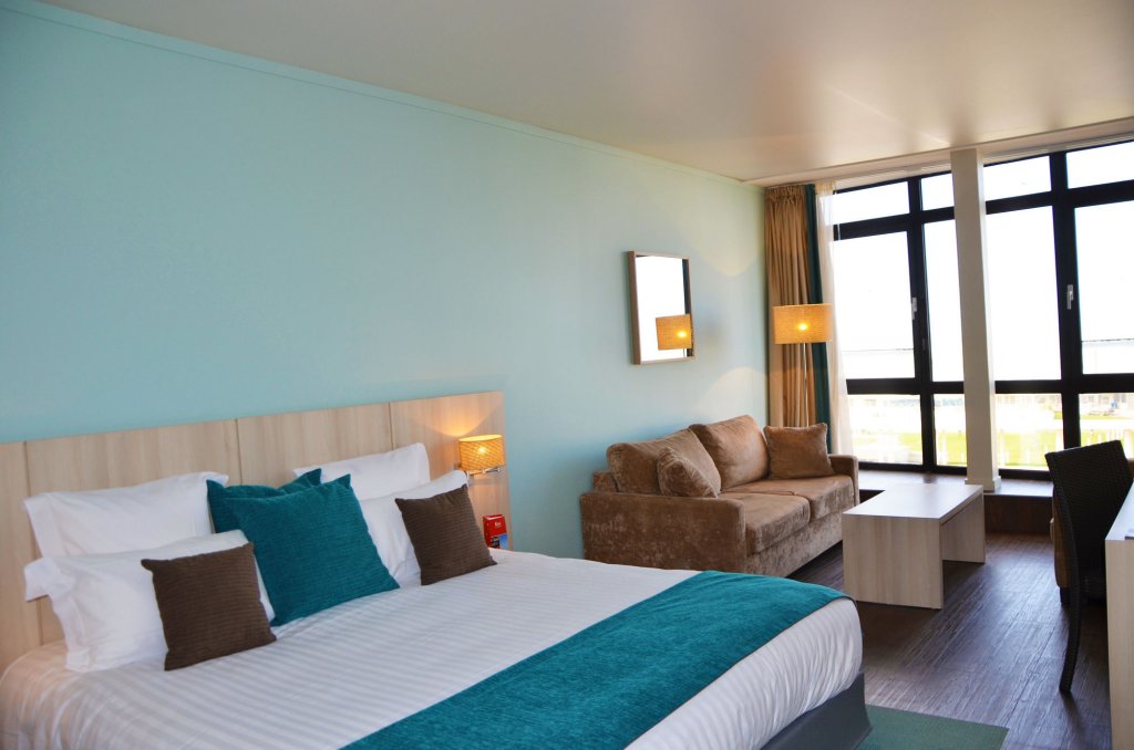 Фото L'Echappée - Hôtel Casino Dieppe