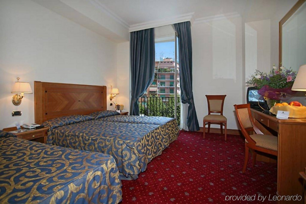 Фото Quality Hotel Nova Domus