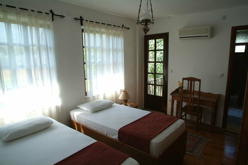 Гостиница Misafir Evi в Фетхие